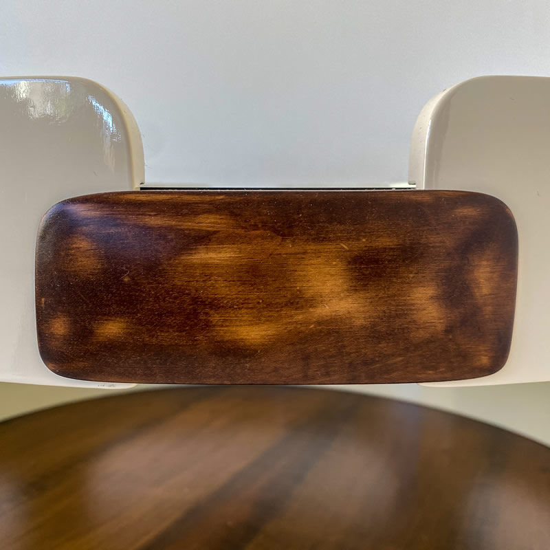 Mid-Century Modern Wooden Coffee Table5