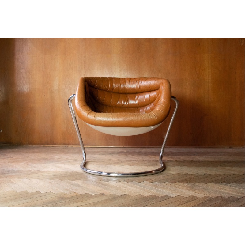 Space Age Lounge Chair3