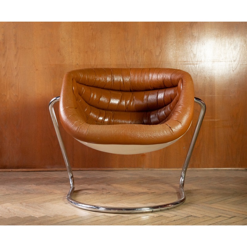 Space Age Lounge Chair4