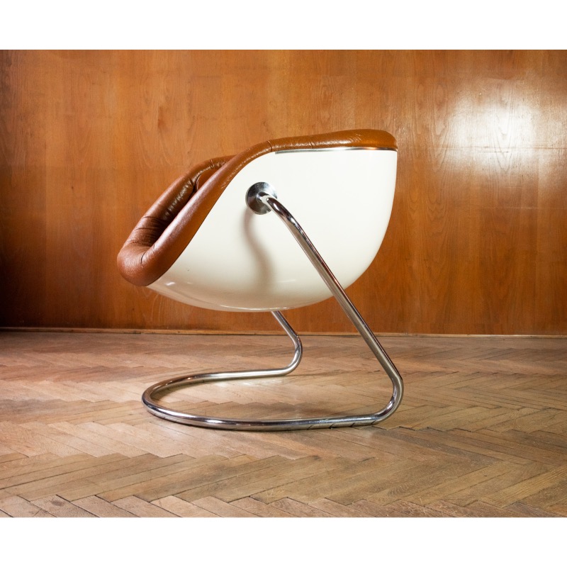 Space Age Lounge Chair7