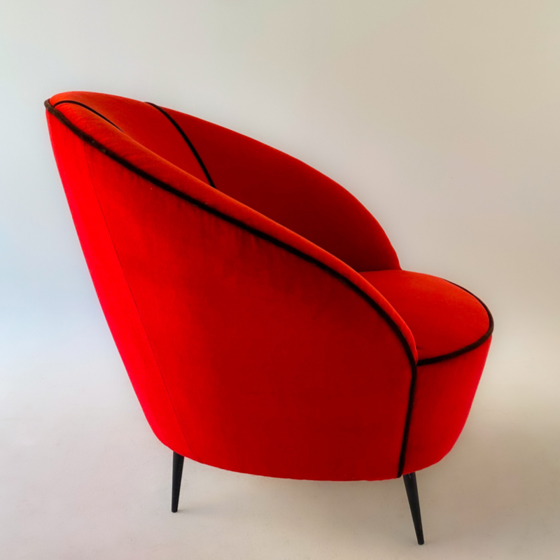 red_chairs11