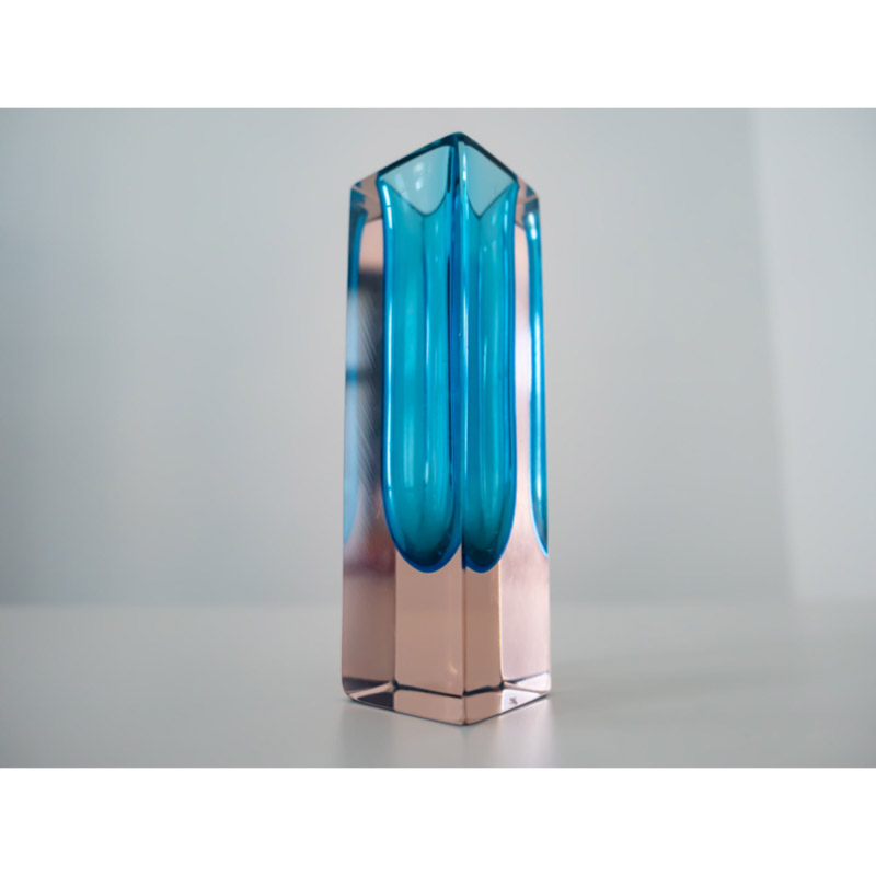 11CF81AE-5810-4B4F-A1AA-DC032910394D