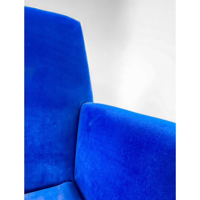 6A3647A1-F863-4D6E-9B96-0AFC58DB2284