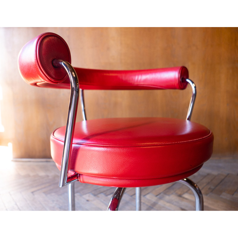 7879A42B-7D82-40BF-92EC-B660E9275B16