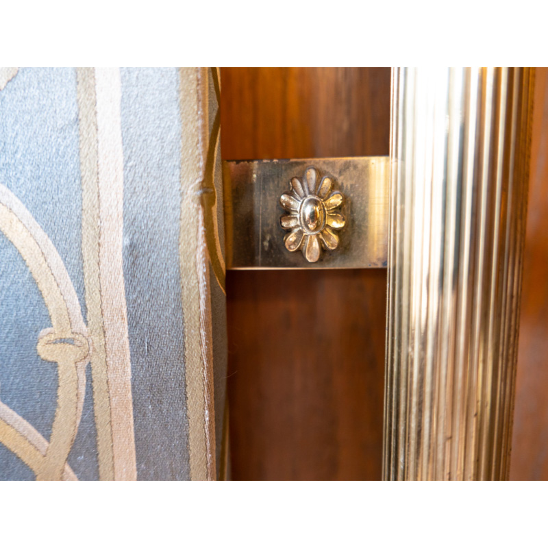 CFEF559D-44DF-4980-848A-BE0054E6D4CD