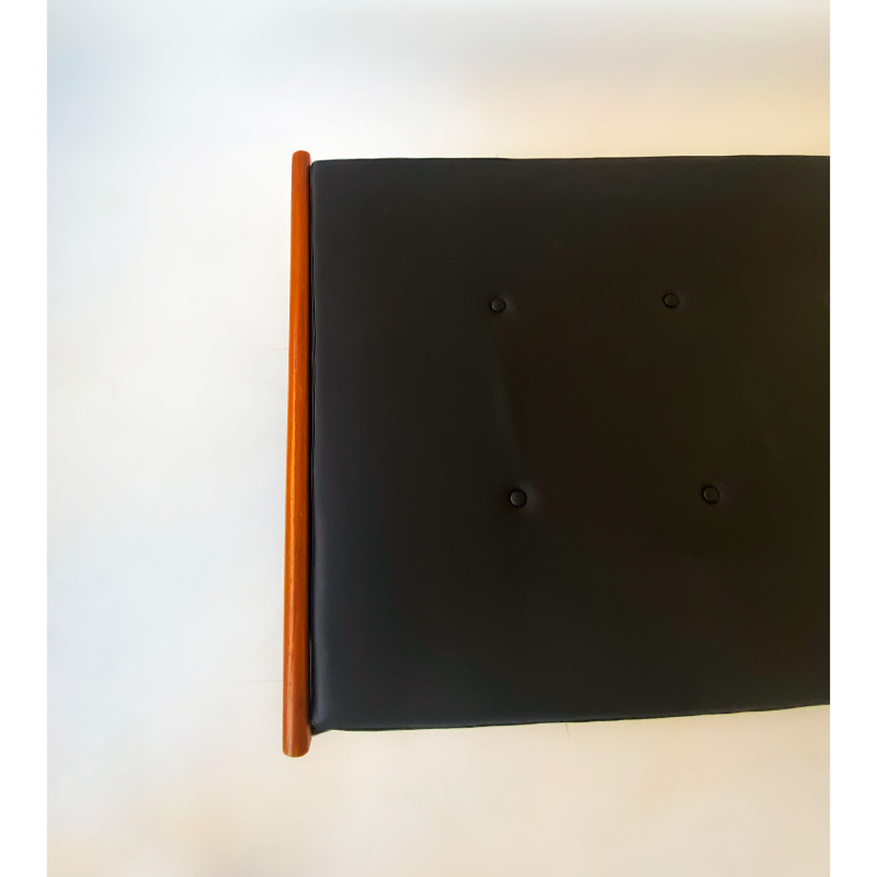 9ADDE2B2-F015-4F5F-BADE-A7C2288E3865