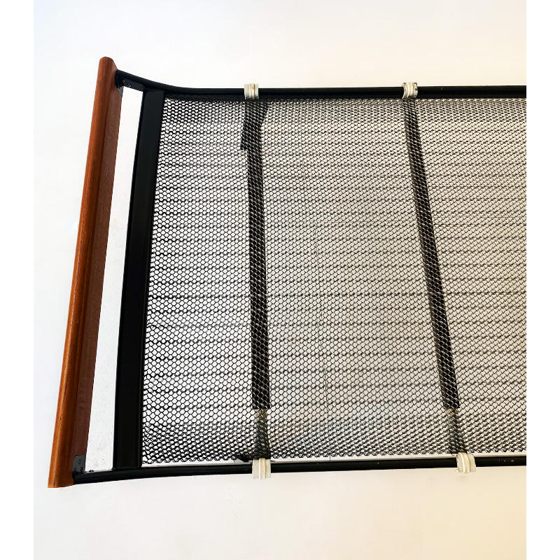 F8E26CFE-4BF2-465A-8F86-30DFEBA638DC