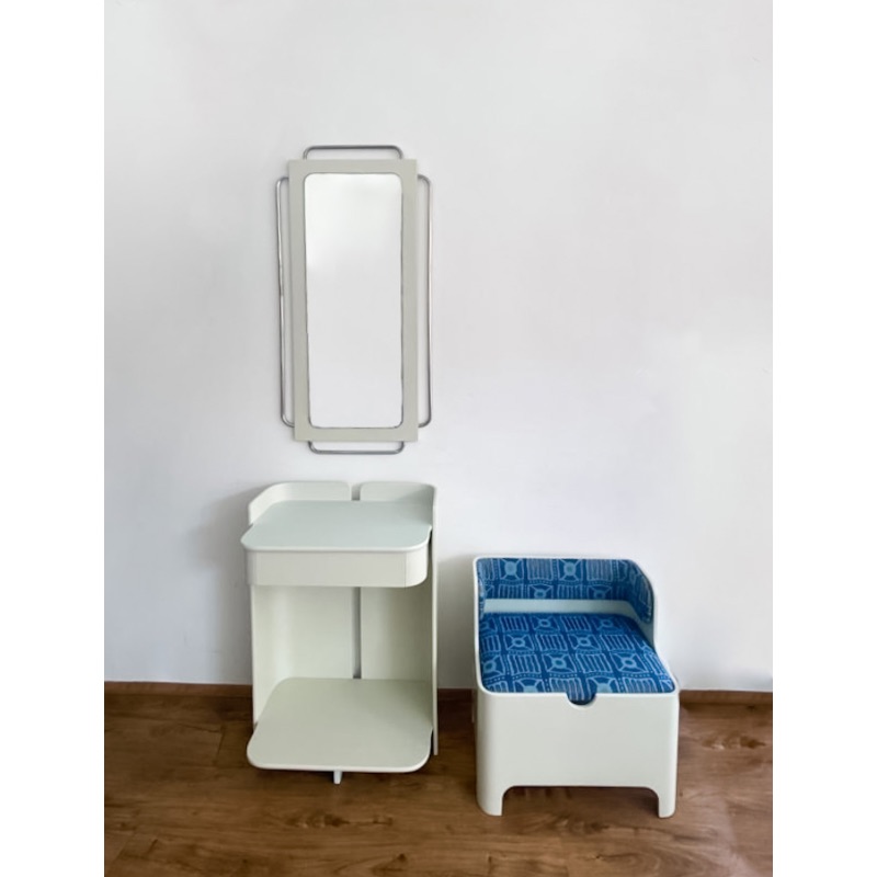 6DE10274-7F1B-49DB-BA72-2B108D923439