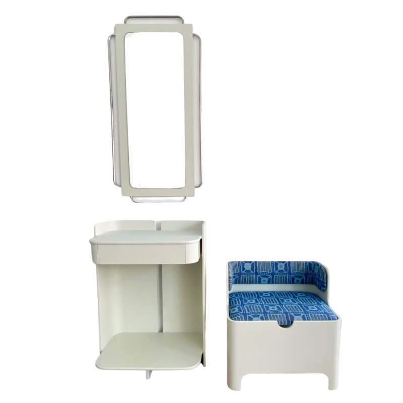 C9C798BA-36BF-49BA-B165-F1960D2EB866