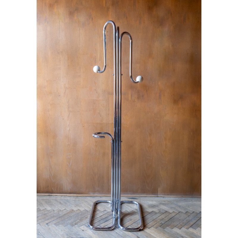 2745B599-F072-4B1F-904B-A111D55B7E16