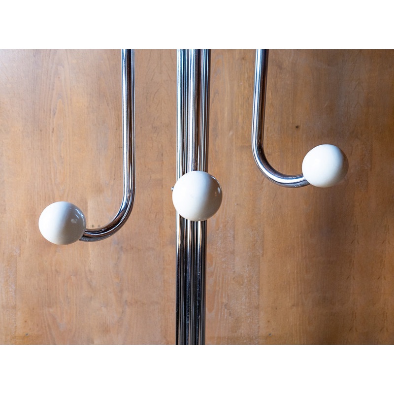 A5E81B1B-3DB2-4114-A8C1-55BB5DF0FB0E