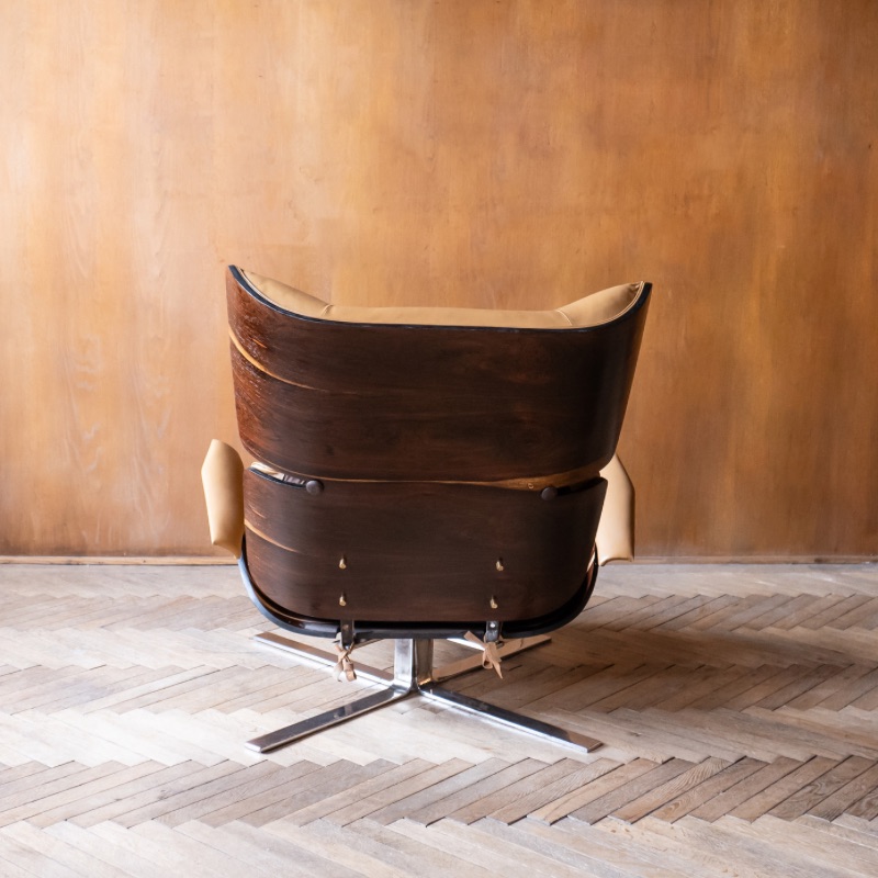 317DFED5-BE31-47AA-B0D3-B7117D4125B9