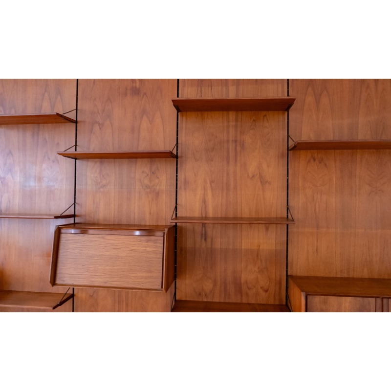 35E0BD4C-3FA4-40D7-8336-90C3B42DF3A2