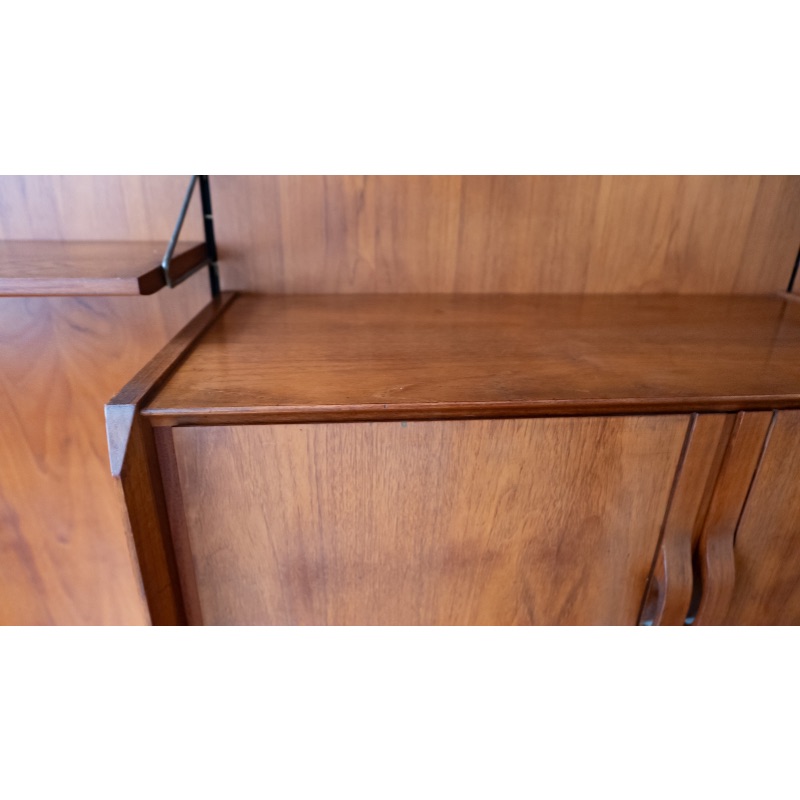 4D1188E6-77AF-4CEF-B99A-27EA927A79FD