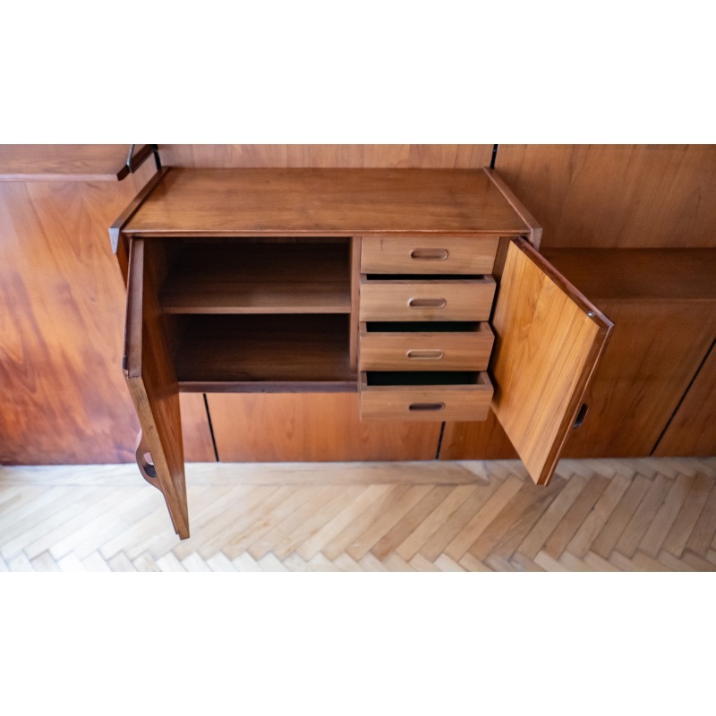 54FA8886-0153-4198-998C-F264B9275847