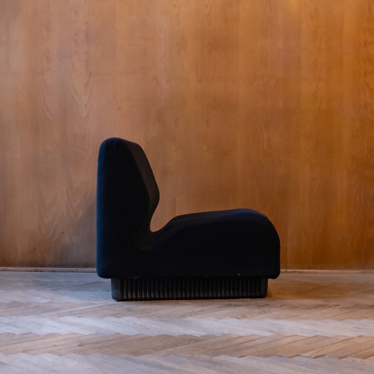 1D15D305-135A-4CA2-8212-3FF170D49016