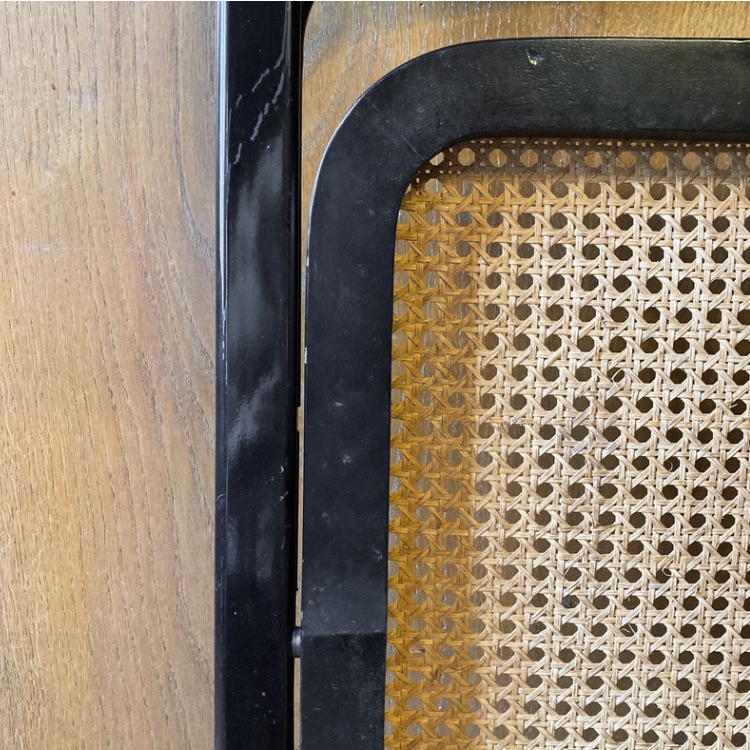 B284F8A7-ADF3-4777-AF8B-D278190E5CB8